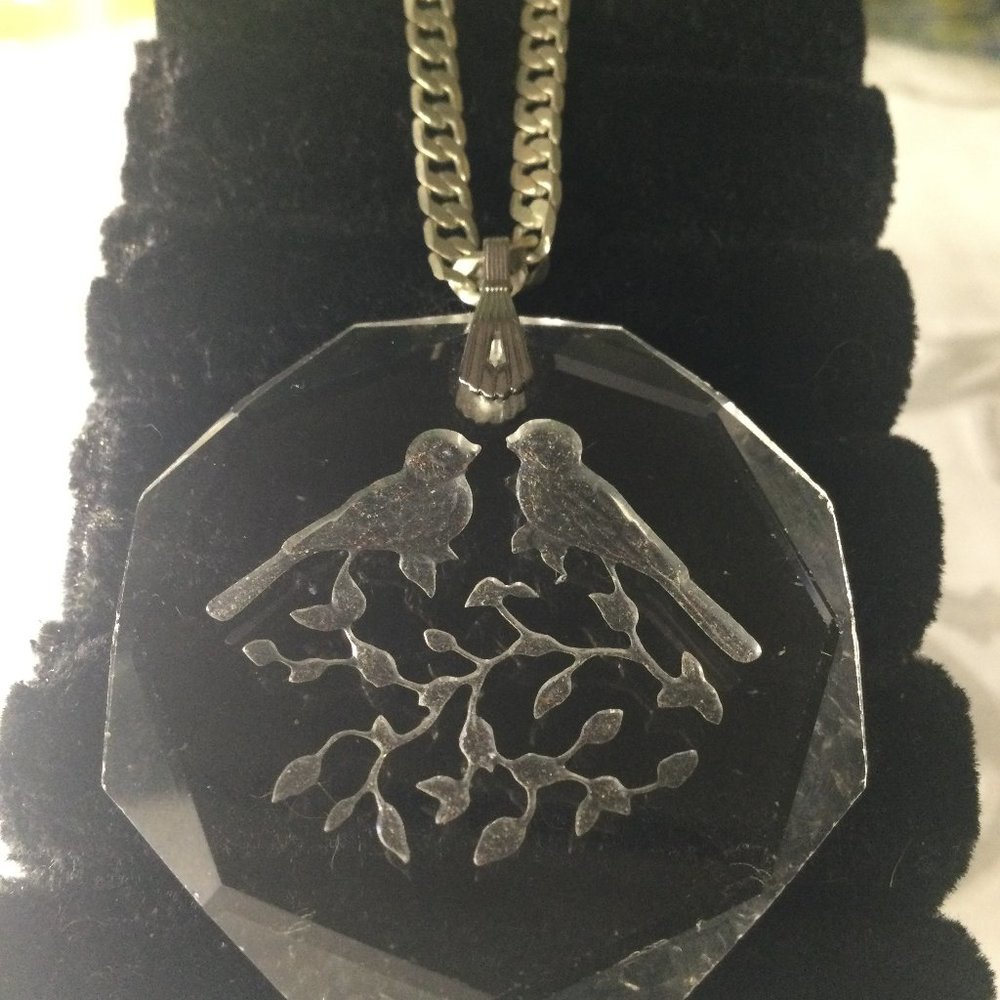 GLASS BIRD NECKLACE